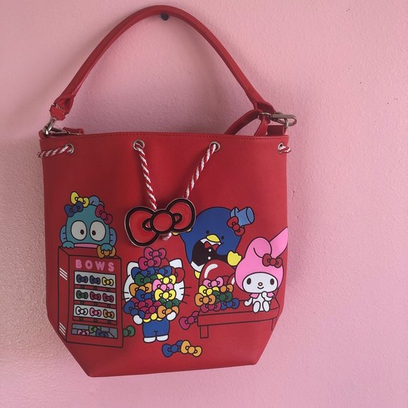Loungefly Hello Sanrio Bucket Bag - Picture 1 of 4